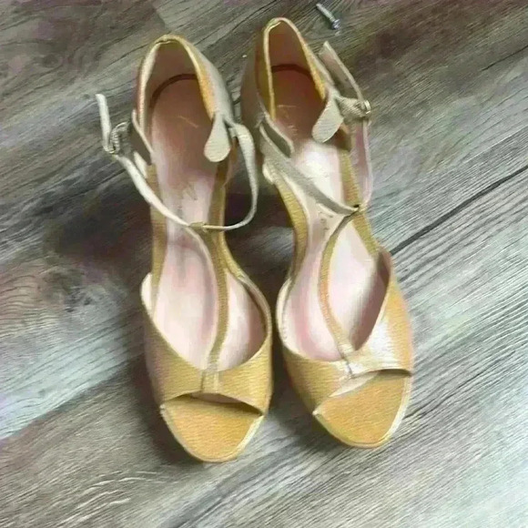 Luisa Barcelos heals. Rubber soles and heels  4.5 inch heel. Never worn. NWOT - Picture 9 of 16